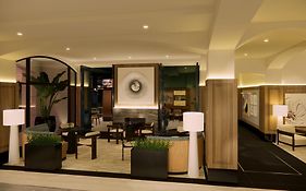 Doubletree By Hilton North Vancouver